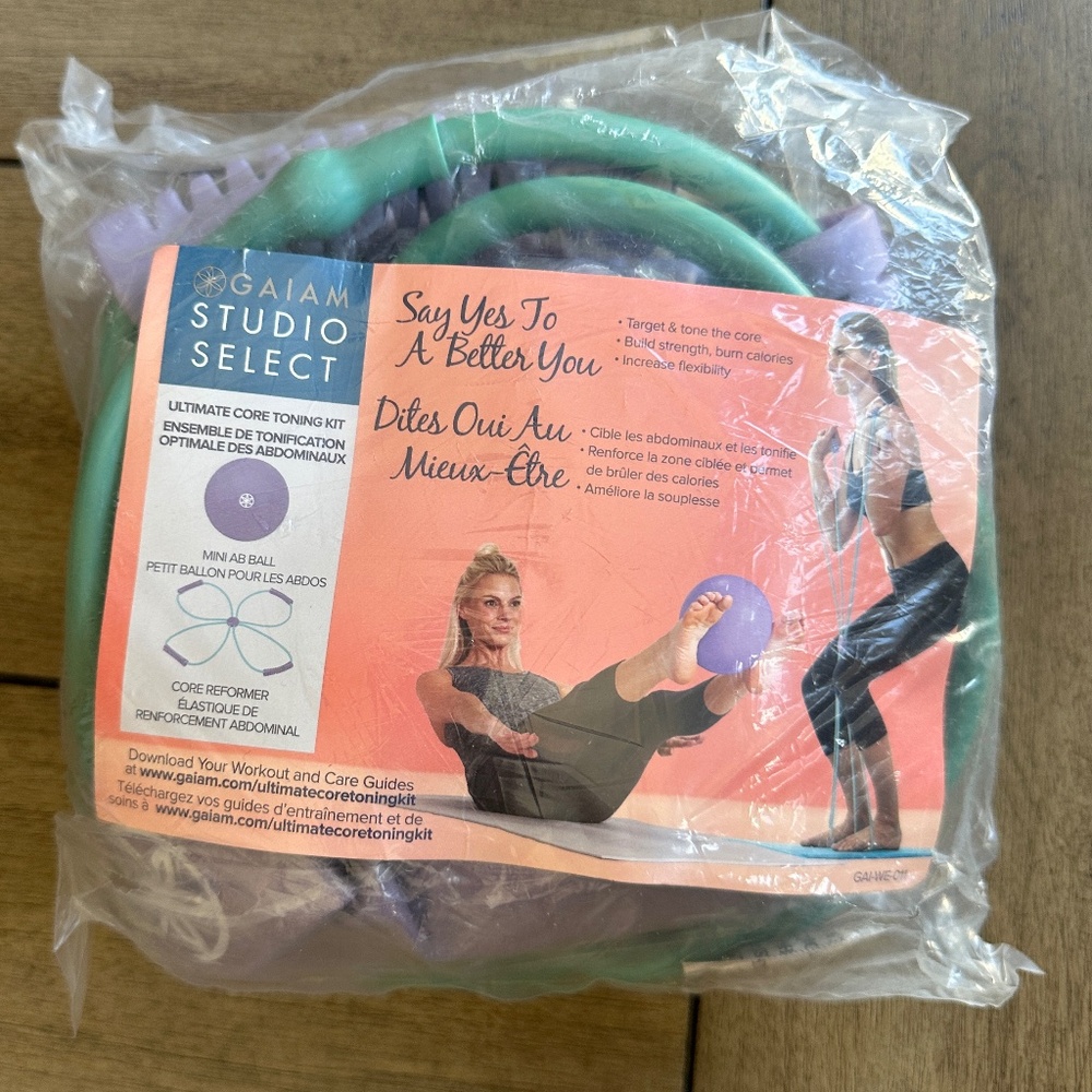 NEW Gaiam Studio Select Ultimate Toning Kit Mini Ab Ball Core Reformer